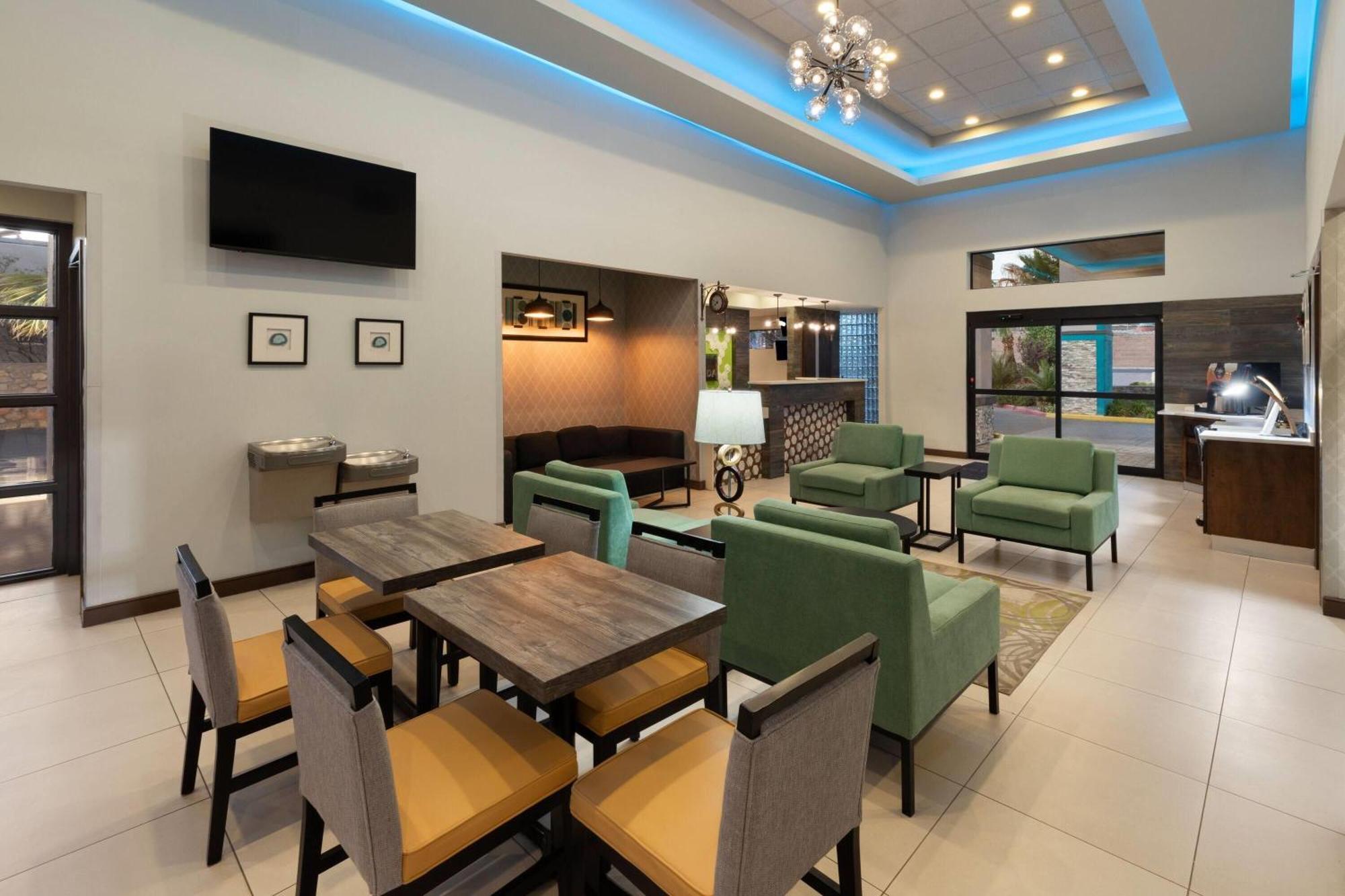 Ramada By Wyndham El Paso Hotel Kültér fotó